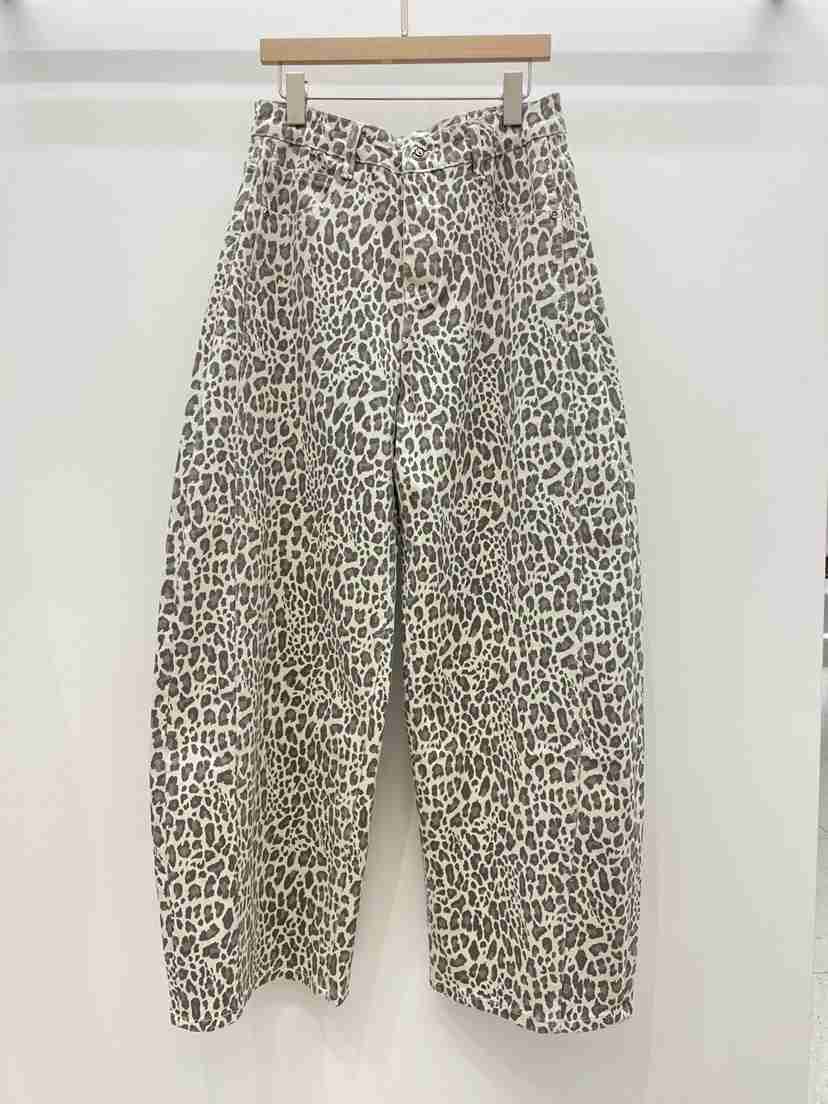 NYLON韓國東大門直郵女裝新品職業26春夏，26夏季牛仔褲豹紋NYLON牛仔褲