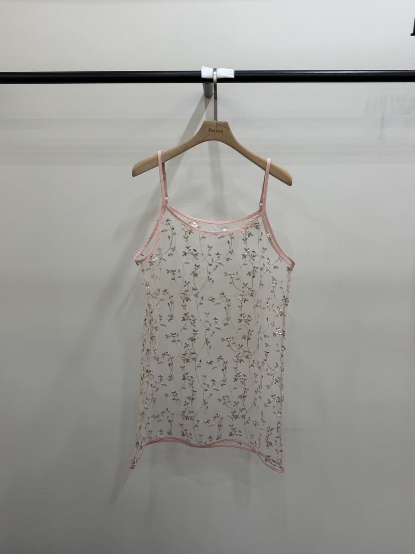 PERSON韓國東大門代購女裝新款職業26春夏，26夏季連衣裙刺繡PERSON連衣裙