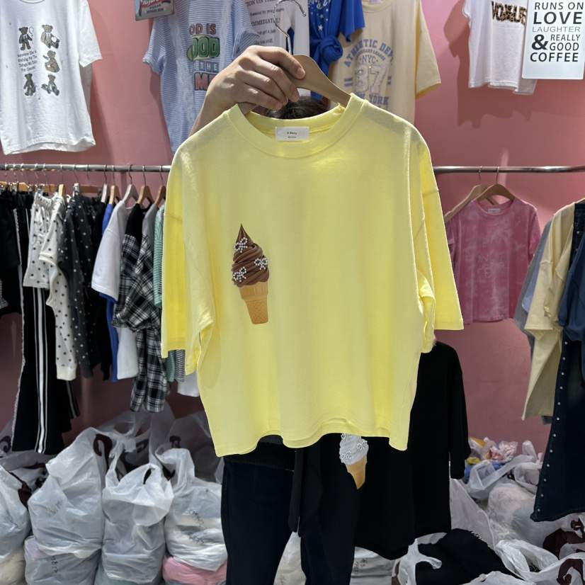 K STORY韓國代購女裝新品熱賣職業休閑26春夏，26夏季T恤K STORYT恤