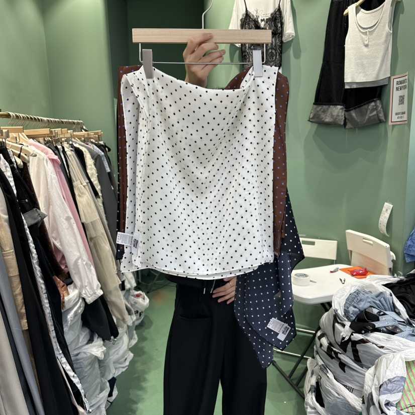 ROMANTIC NEWYORK韓國直郵女裝新品時尚吊帶背心圍巾圓點ROMANTIC NEWYORK吊帶/背心