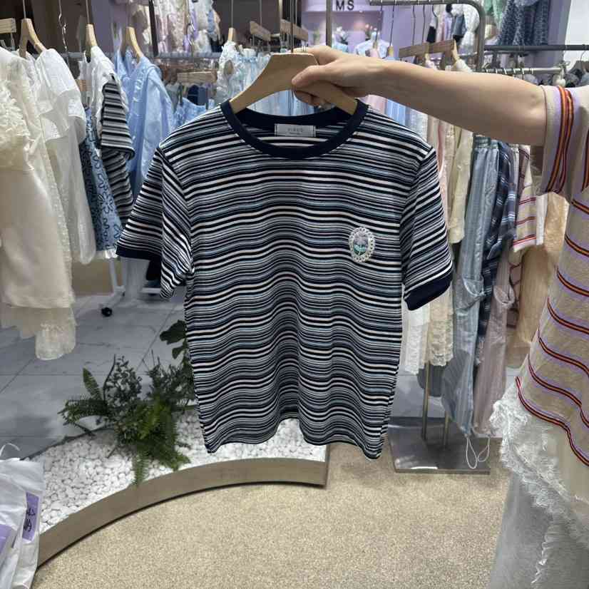 VIRUS韓國直郵實拍女裝新款人氣26春夏，26夏季推薦熱賣T恤VIRUST恤