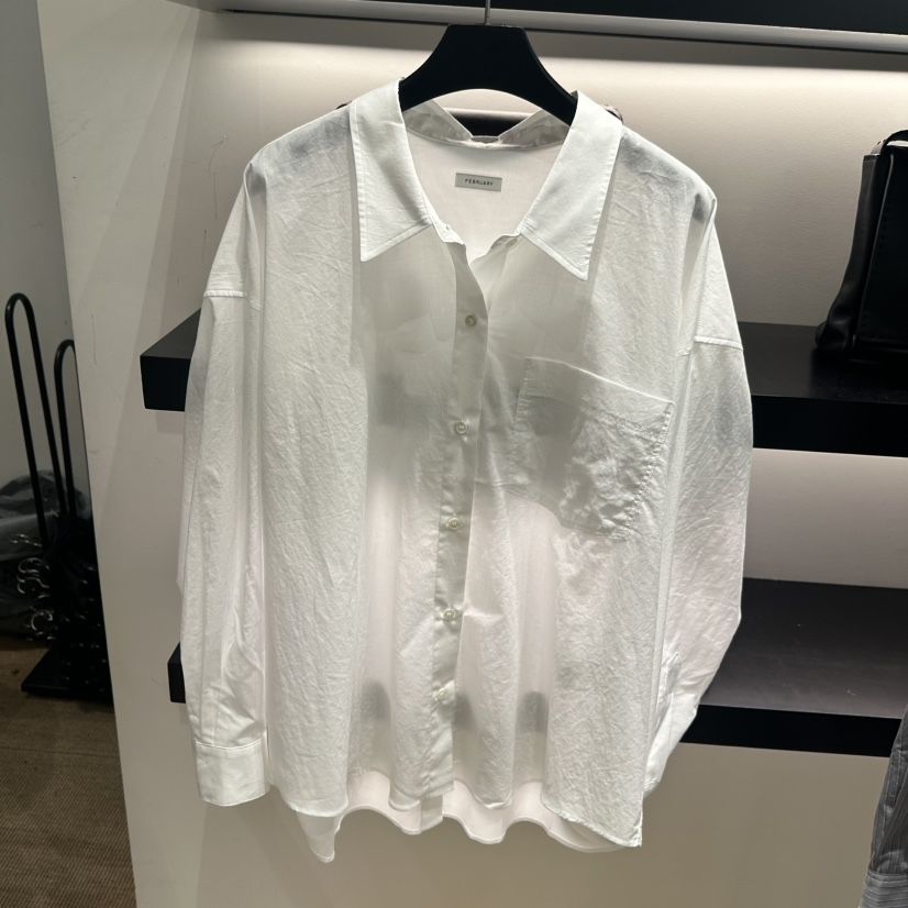 FEBRUARY 11韓國東大門直郵女裝新品推薦襯衫蕾絲衫開衩FEBRUARY 11襯衫/蕾絲衫