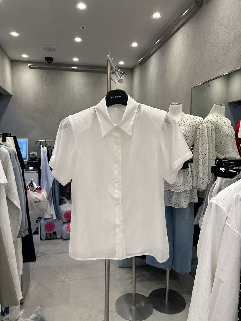 CELEBRITY-A韓國代購女裝新款真品熱賣時尚人氣襯衫蕾絲衫CELEBRITY-A襯衫/蕾絲衫