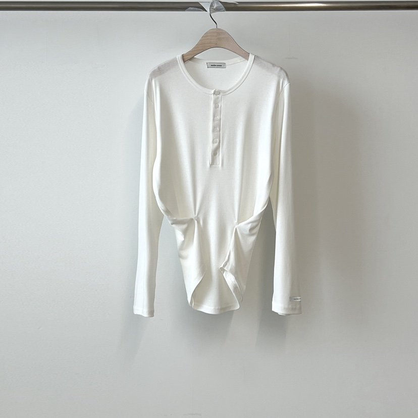 ANOTHER AVENUE東大門直郵女士新品時尚人氣熱賣長袖T恤ANOTHER AVENUE長袖T恤