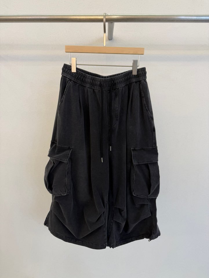 FORM東大門實拍韓國女士新款休閑26夏季職業熱賣人氣短褲FORM短褲