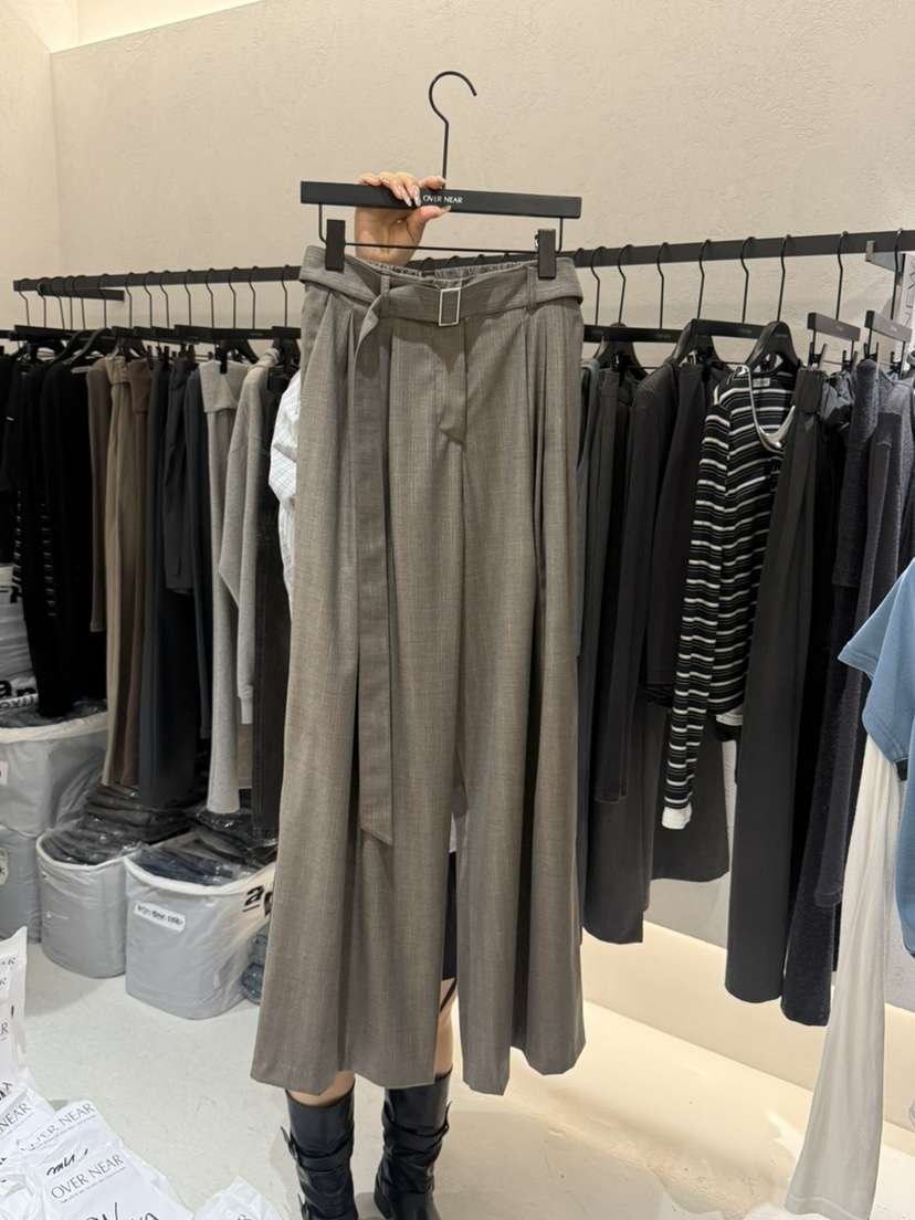 OVER NEAR韓國代購女士新品26春夏推薦26夏季休閑褲含腰帶OVER NEAR休閑褲