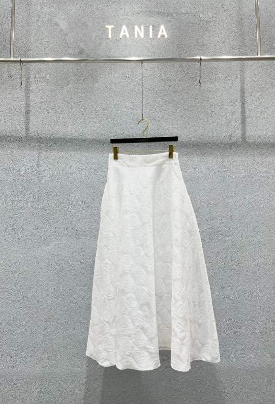 TANIA韓國代購女裝新款推薦熱賣職業時尚26夏季26春夏長裙TANIA長裙