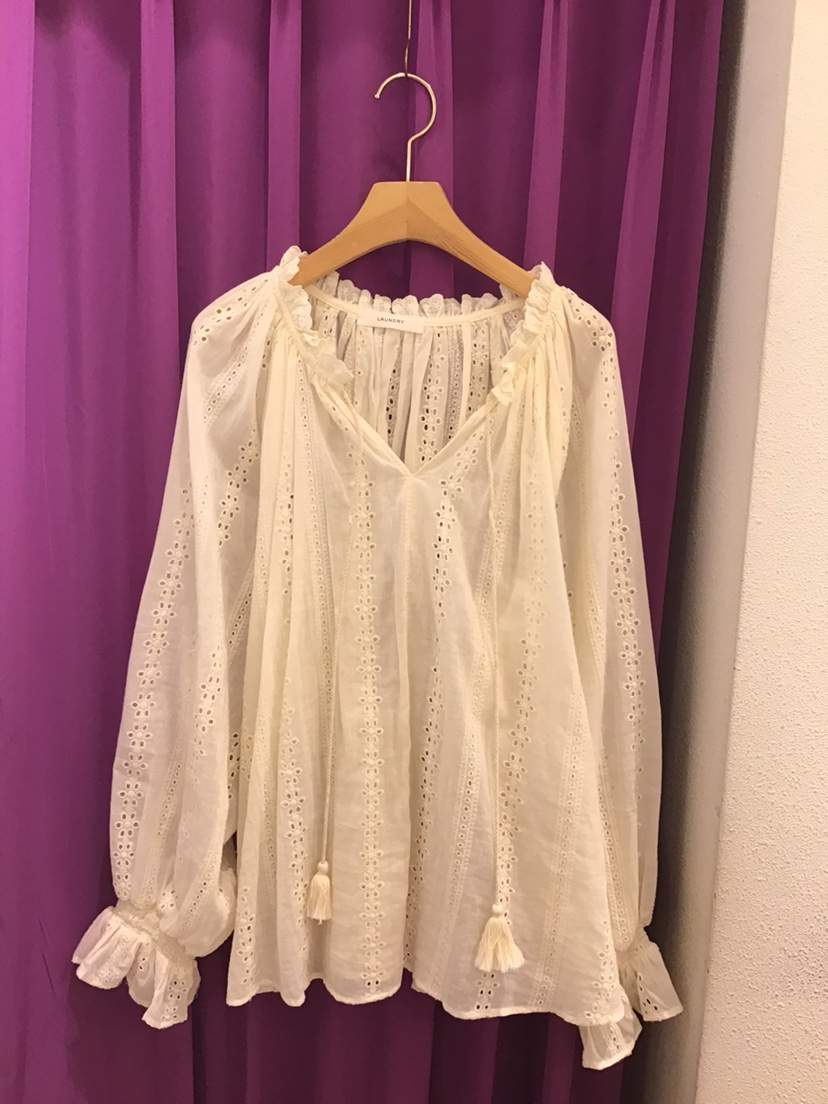 LAUNDRY韓國東大門代購女士新款人氣26夏季襯衫蕾絲衫刺繡LAUNDRY襯衫/蕾絲衫