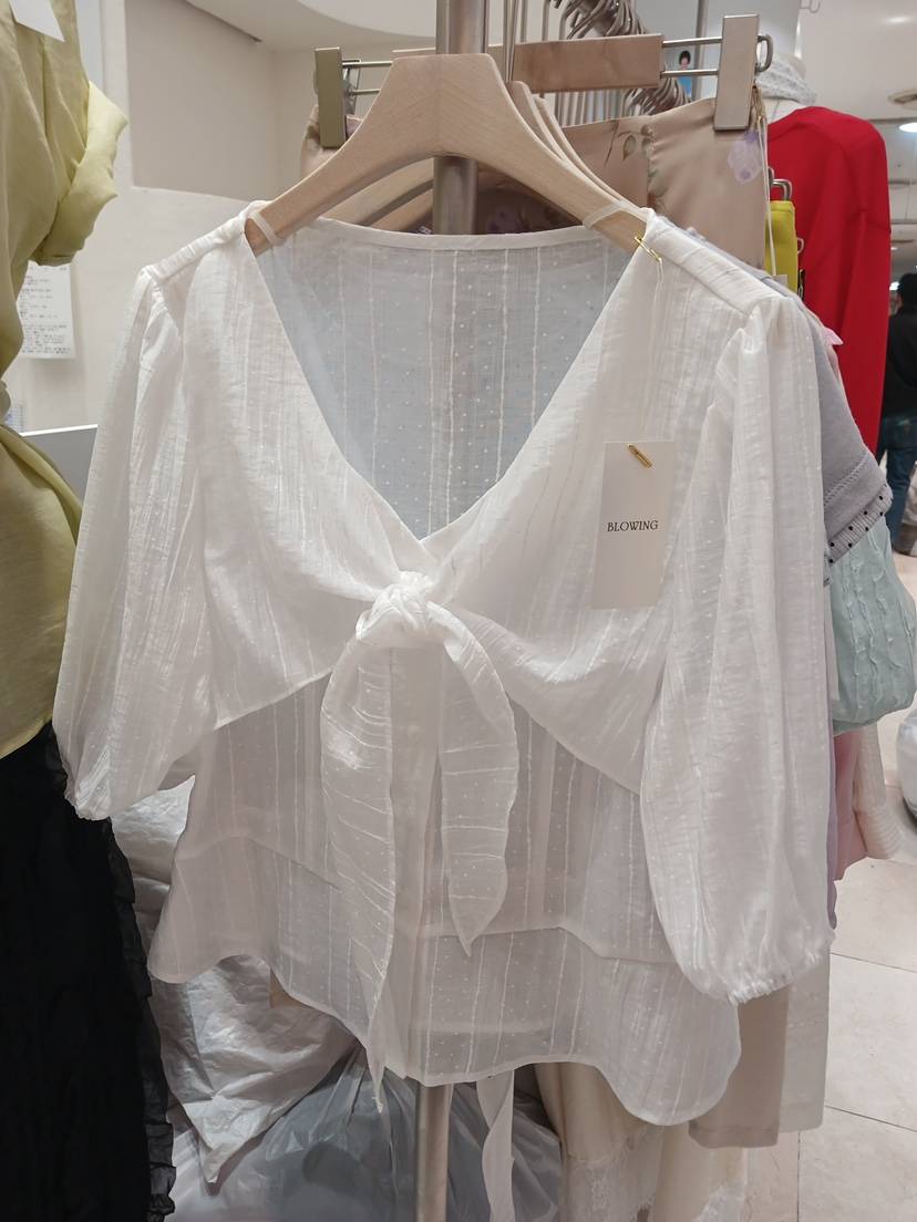 BLOWING韓國直郵實拍女士新款職業人氣休閑襯衫蕾絲衫絲帶BLOWING襯衫/蕾絲衫