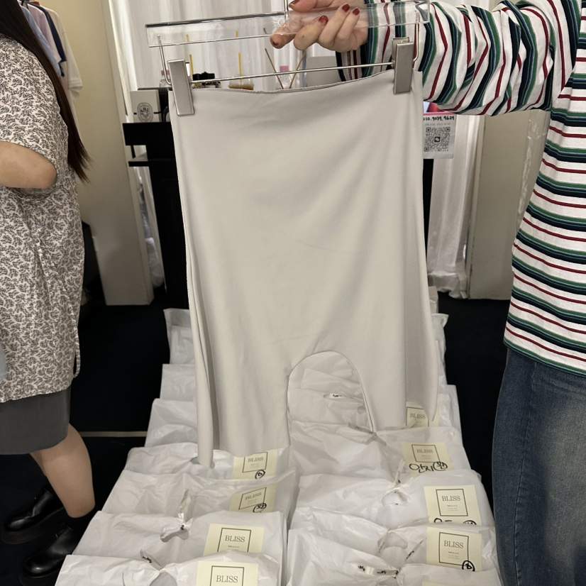 BLISS韓國代購女士新品推薦職業休閑熱賣人氣打底褲鯊魚褲BLISS打底褲/鯊魚褲