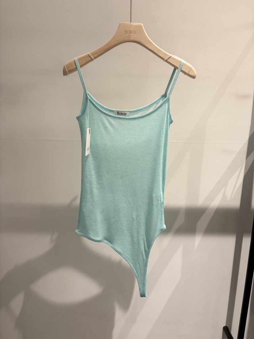 BOWIE韓國代購女裝新款真品時尚26春夏熱賣職業推薦吊帶背心BOWIE吊帶/背心