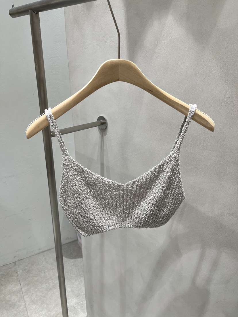 EVERCOMMERCE METICULOUSLY DESIGNED韓國代購女裝新款推薦吊帶背心EVERCOMMERCE METICULOUSLY DESIGNED吊帶/背心