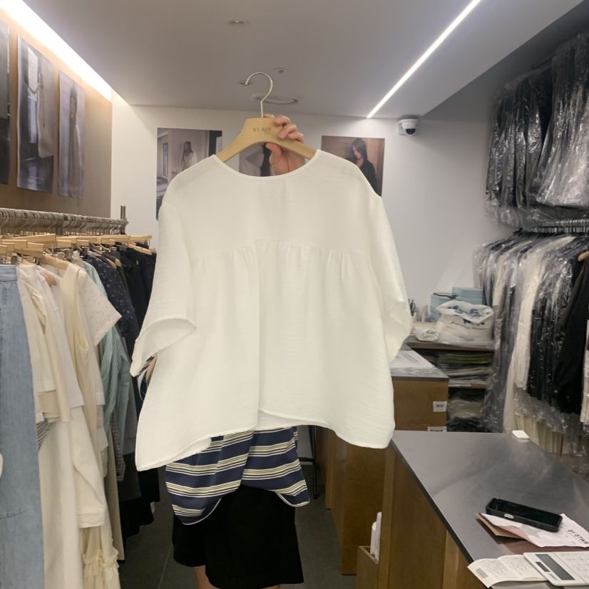 BLAIR韓國直郵女裝新款熱賣26夏季26春夏襯衫蕾絲衫褶皺緞BLAIR seoul襯衫/蕾絲衫