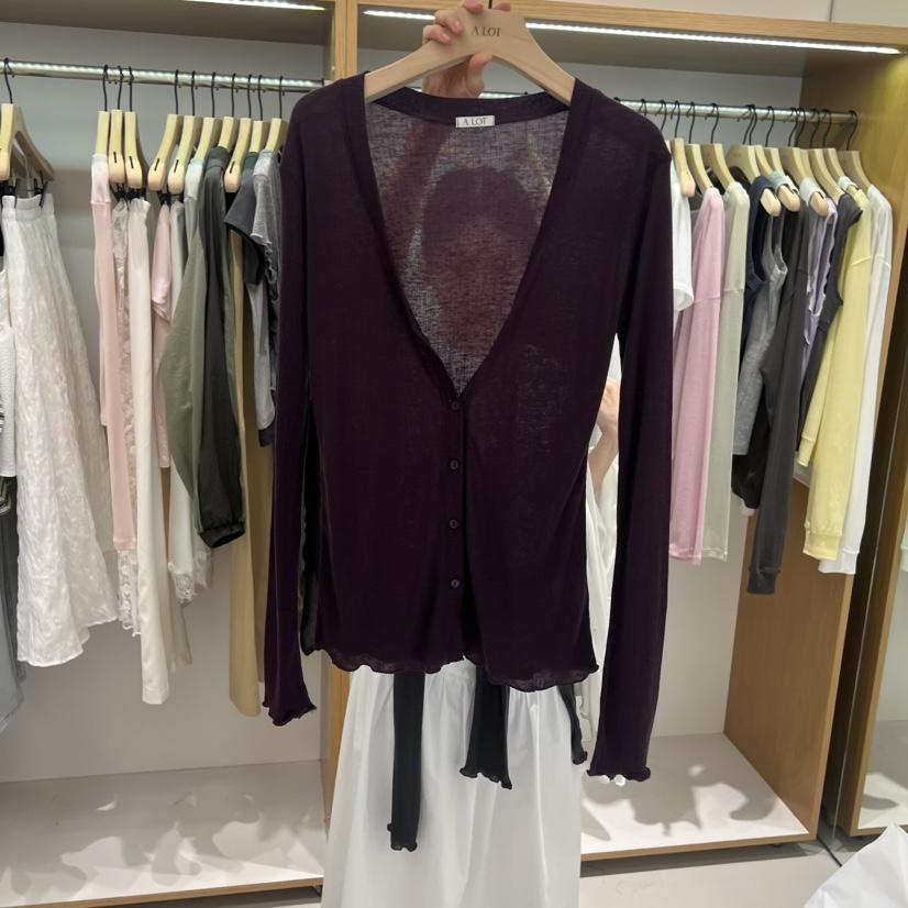 ALOT韓國東大門代購女裝新品人氣休閑時尚推薦26夏季長袖T恤A LOT長袖T恤