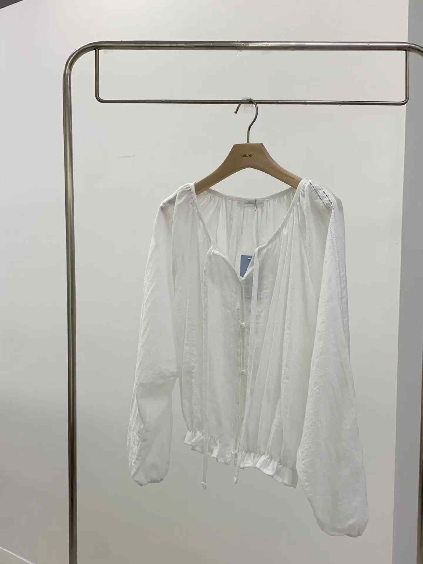 MELLOUNGE-멜라운지-T韓國直郵實拍女裝新款人氣襯衫蕾絲衫MELLOUNGE-2件起襯衫/蕾絲衫