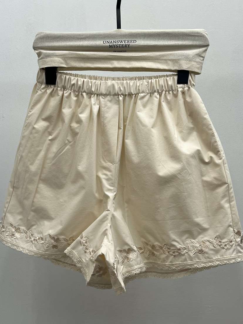 UNANSWERED-MYSTERY/FIFO韓國東大門代購女裝新款休閑短褲花朵蕾絲UNANSWERED-MYSTERY/FIFO短褲