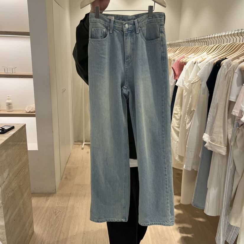 LIFFEY東大門實拍韓國女裝新品時尚推薦牛仔褲水洗牛仔布LIFFEY牛仔褲