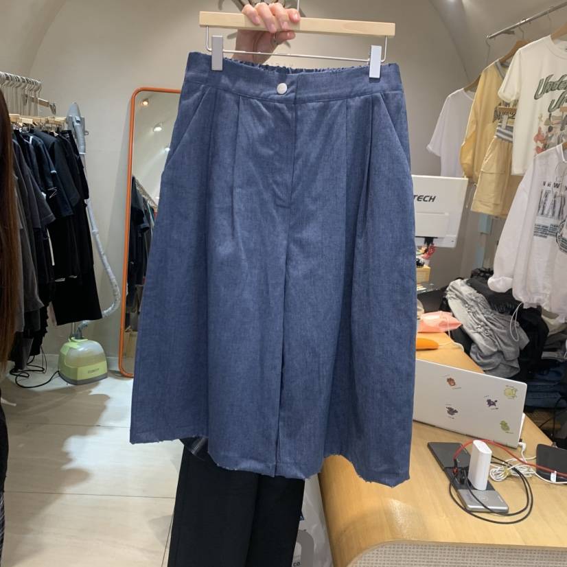 BLACKFRIDAY韓國直郵女裝新品職業熱賣時尚26春夏休閑短褲BLACK FRIDAY短褲