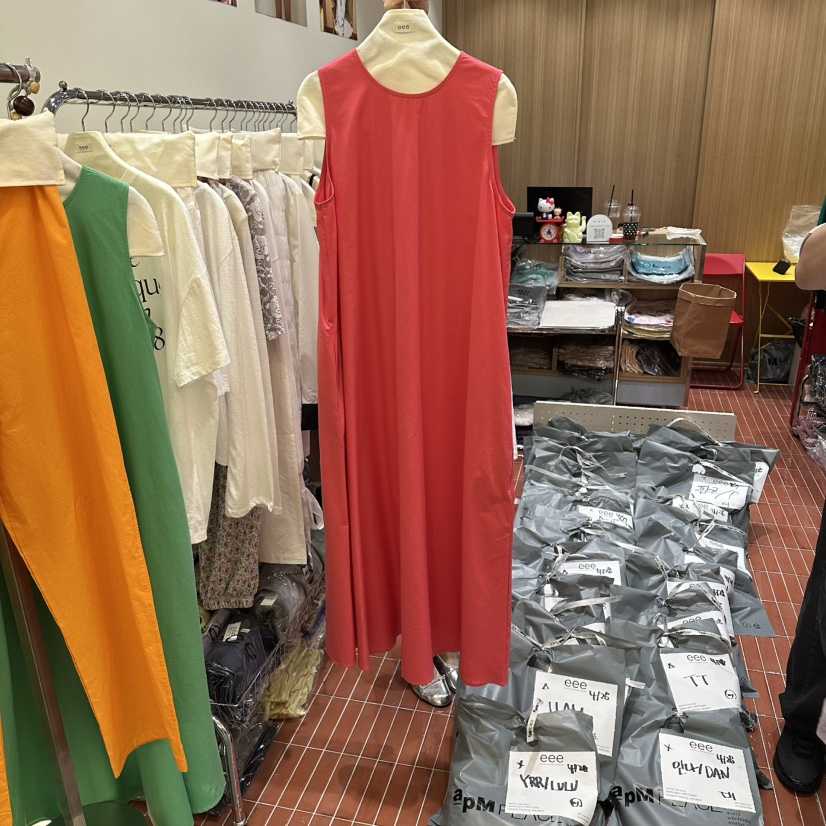 EEE韓國直郵女裝新品熱賣休閑職業26夏季人氣時尚26春夏連衣裙EEE連衣裙