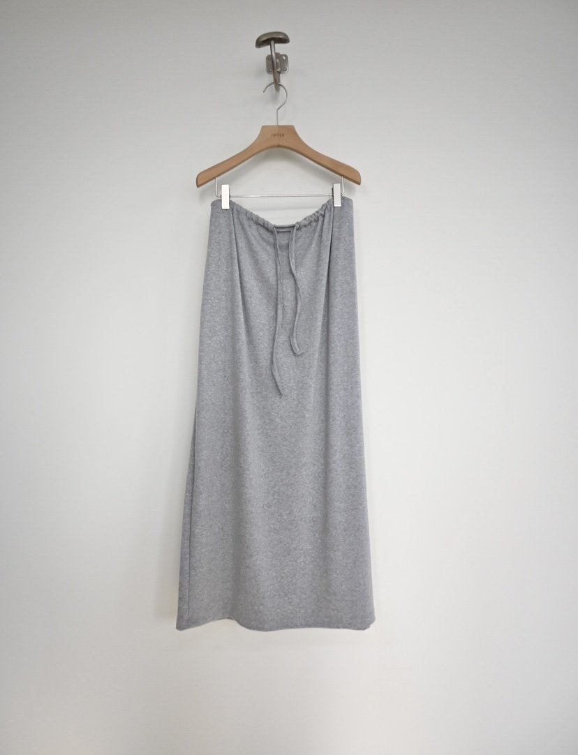 OP PER東大門代購女裝新款人氣真品26春夏推薦休閑熱賣長裙OPPER-simplebeige長裙