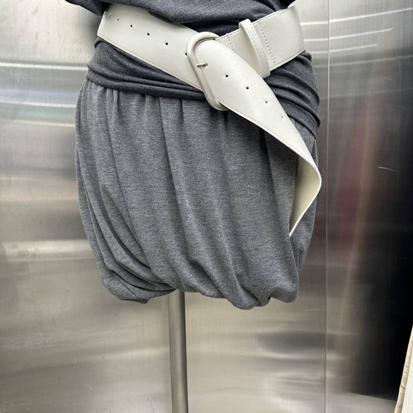 NEUTER東大門代購女士新品推薦26春夏熱賣短裙不含腰帶褶皺NEUTER短裙