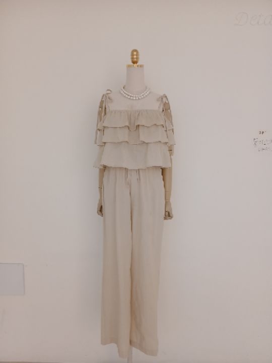 FEMME韓國直郵女裝新品時尚人氣職業26夏季熱賣套裝兩件套FEMME套裝