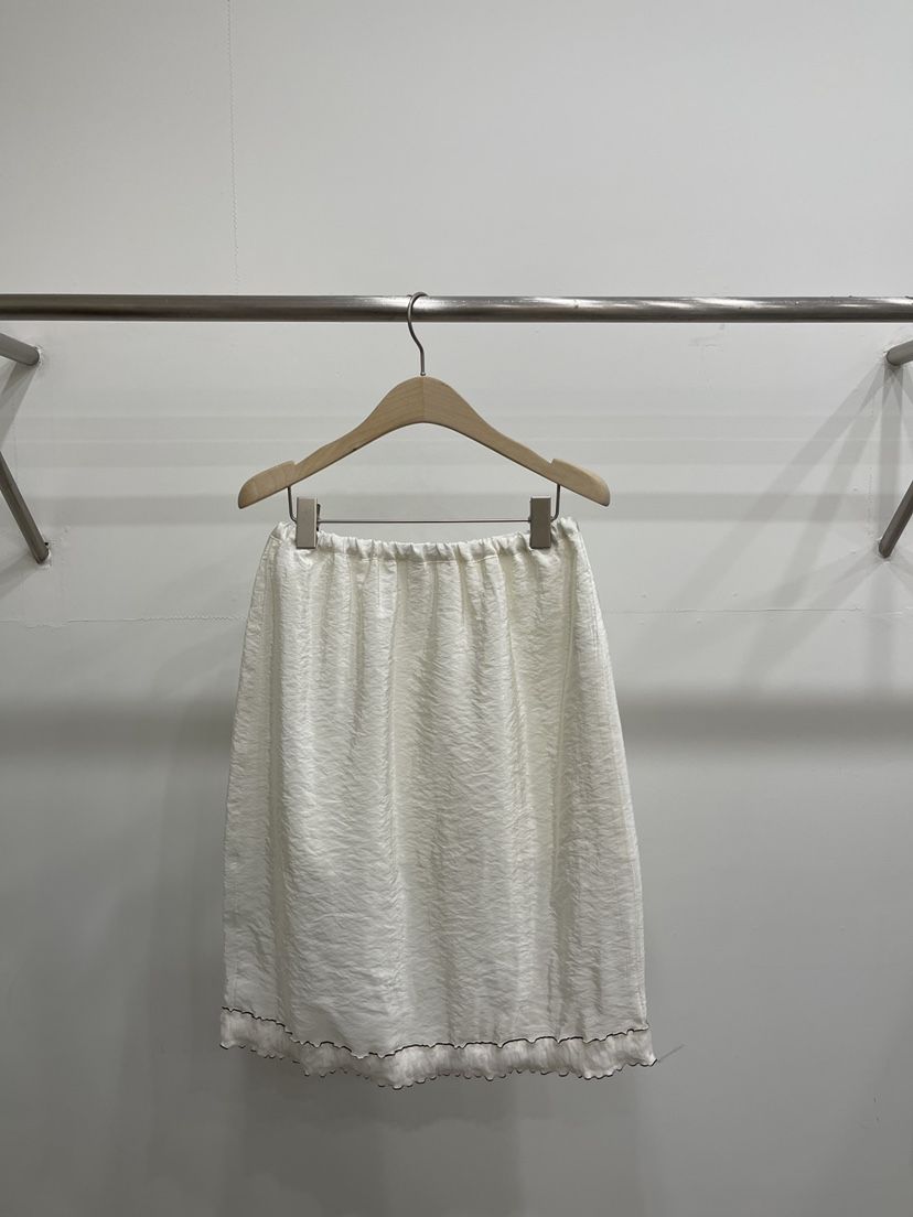 FIFTY韓國代購女裝新款人氣時尚熱賣休閑半身裙中短裙緞面FIFTY半身裙/中短裙