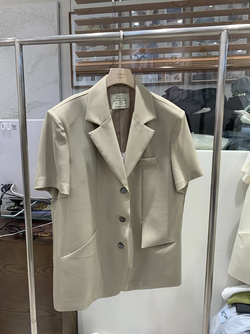 DE GO YOU韓國東大門代購女裝新款職業26春夏時尚推薦夾克DE GO YOU夾克