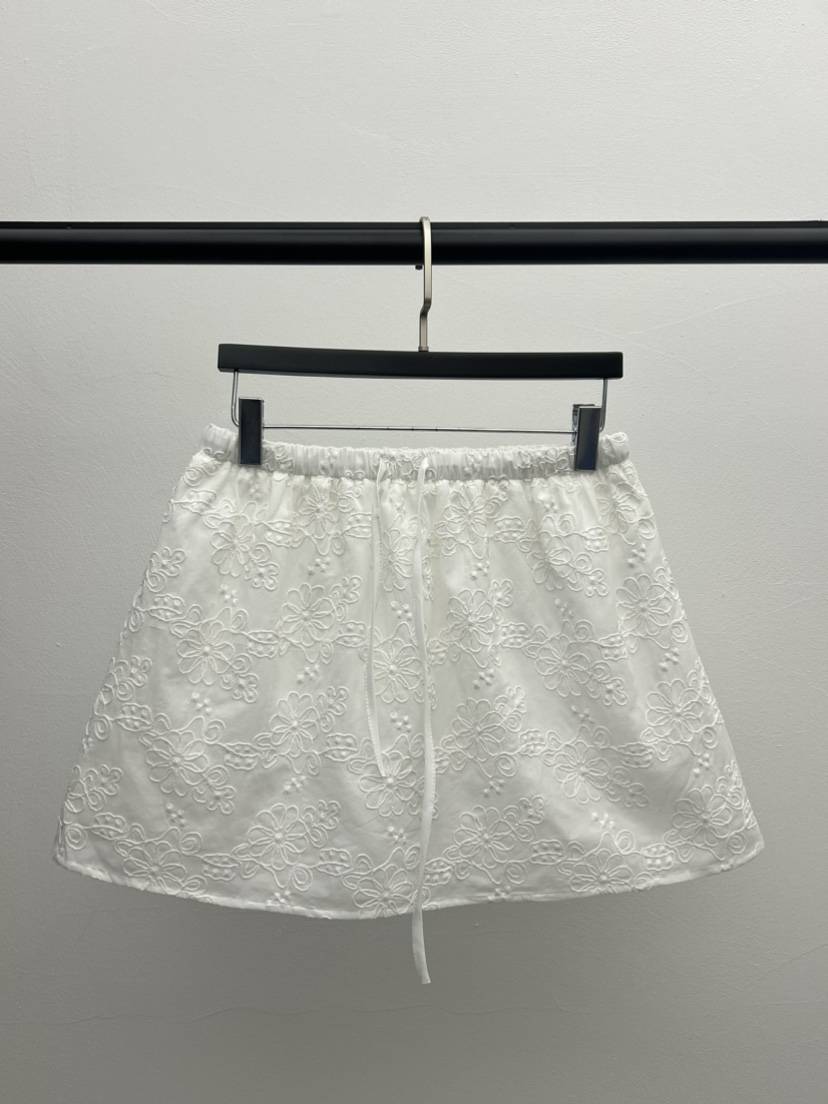 BLACK PIG東大門實拍女士新品推薦時尚休閑人氣短裙蕾絲VIVIAN_LEE短裙