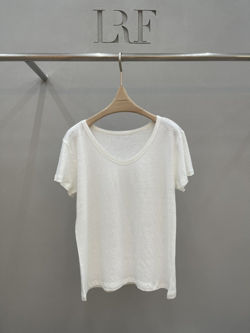 PLUS HONG-P東大門直郵女裝新品真品人氣職業熱賣休閑T恤LORA FAMILY/PLUS HONGT恤