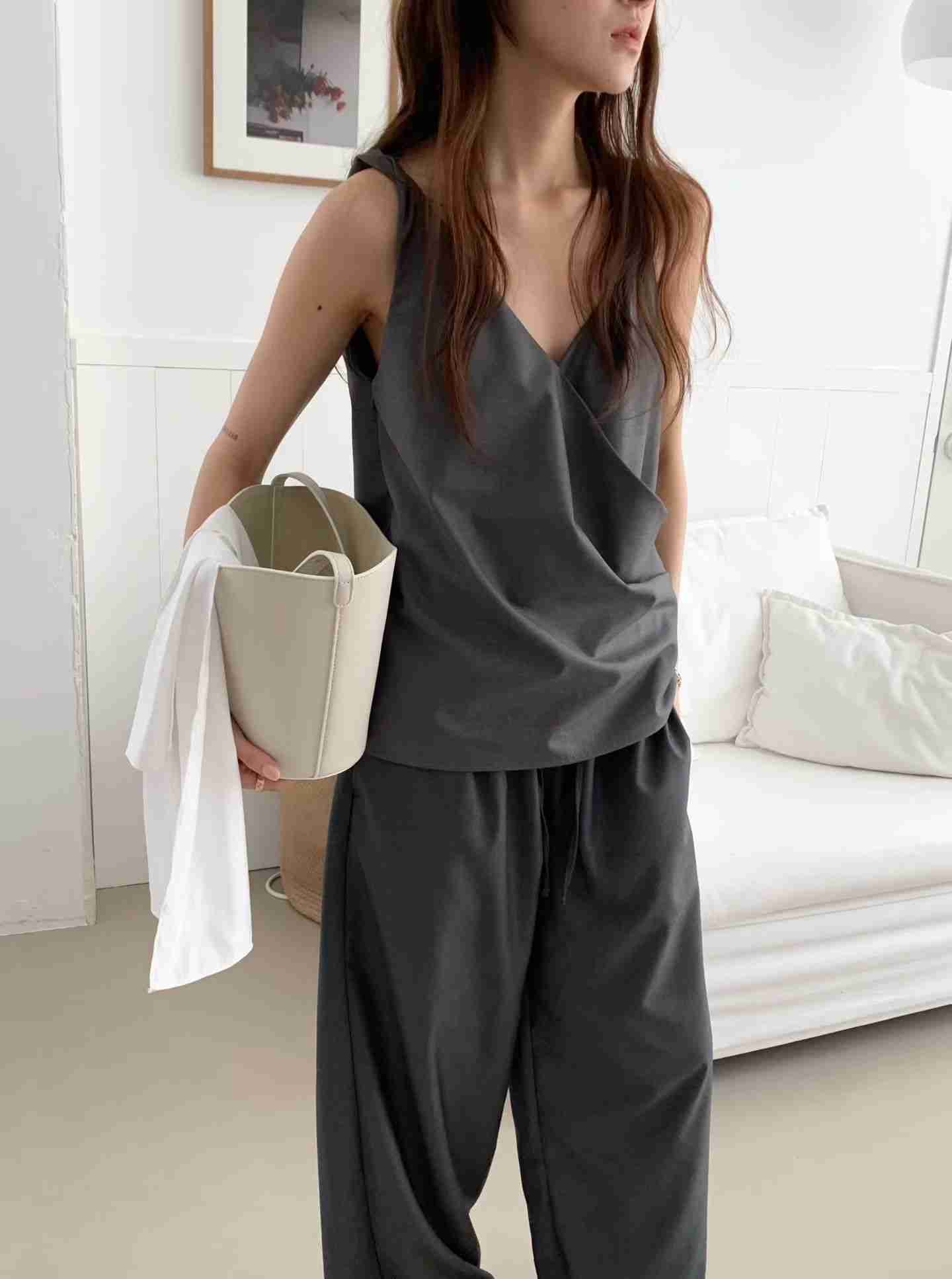 DE ONDO東大門實拍韓國女裝新款26夏季休閑26春夏吊帶背心DE ONDO吊帶/背心