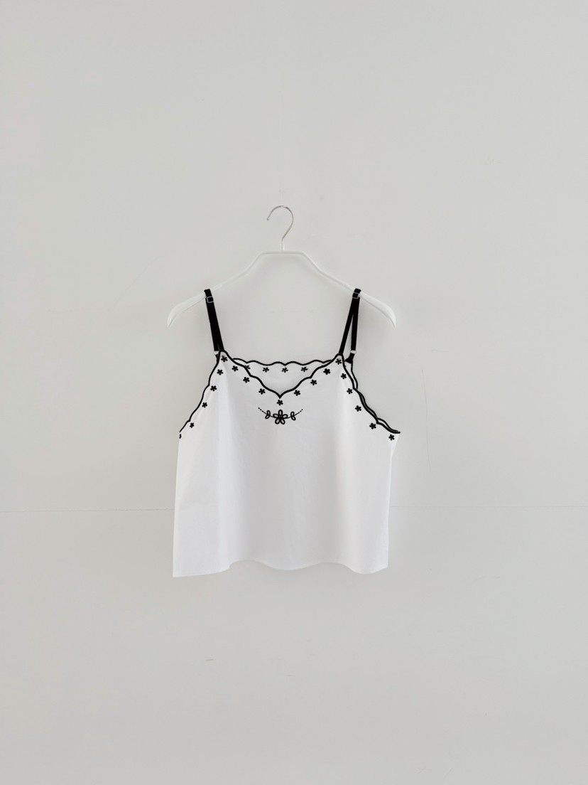OLI SEOUL東大門實拍韓國女裝新款人氣26夏季吊帶背心刺繡OLI SEOUL吊帶/背心