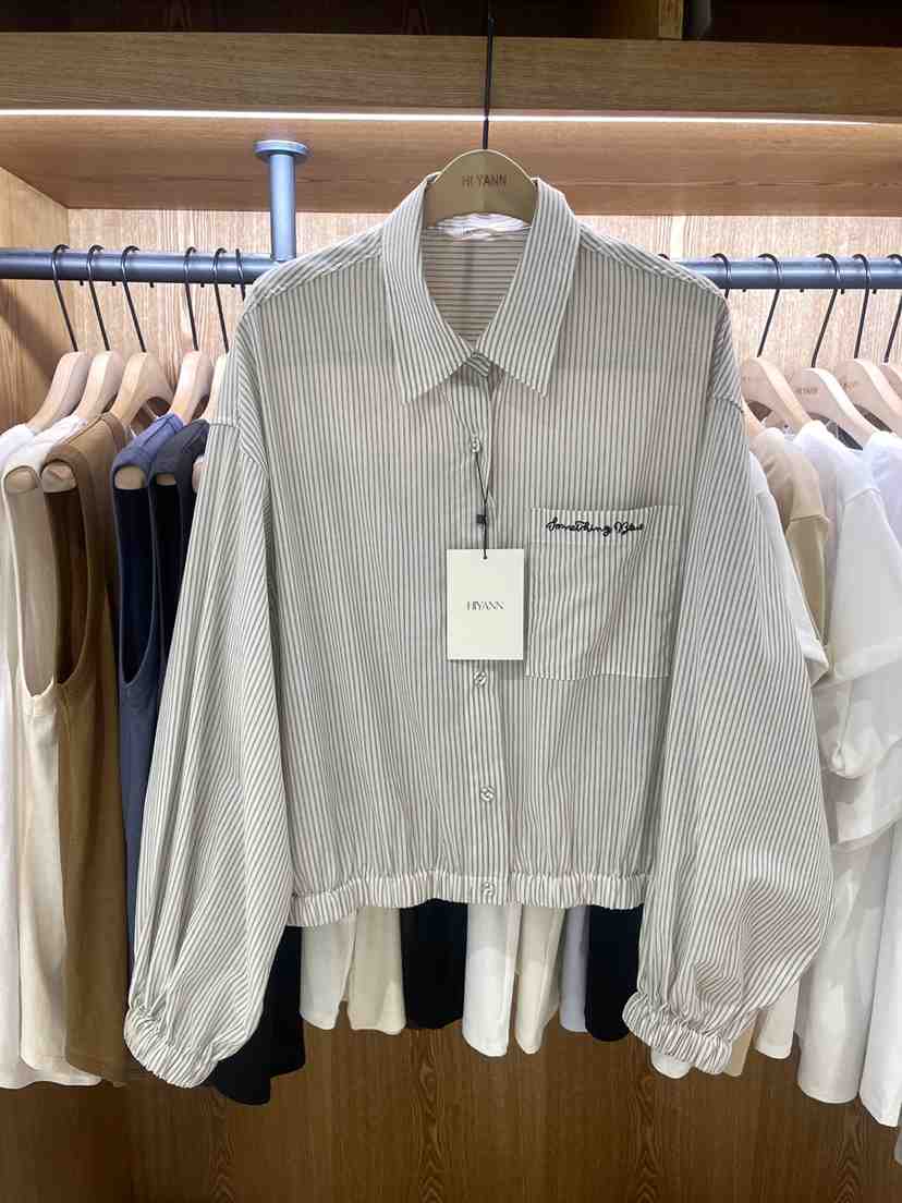 HI YANN韓國東大門直郵女裝新品熱賣人氣休閑襯衫蕾絲衫HI YANN襯衫/蕾絲衫