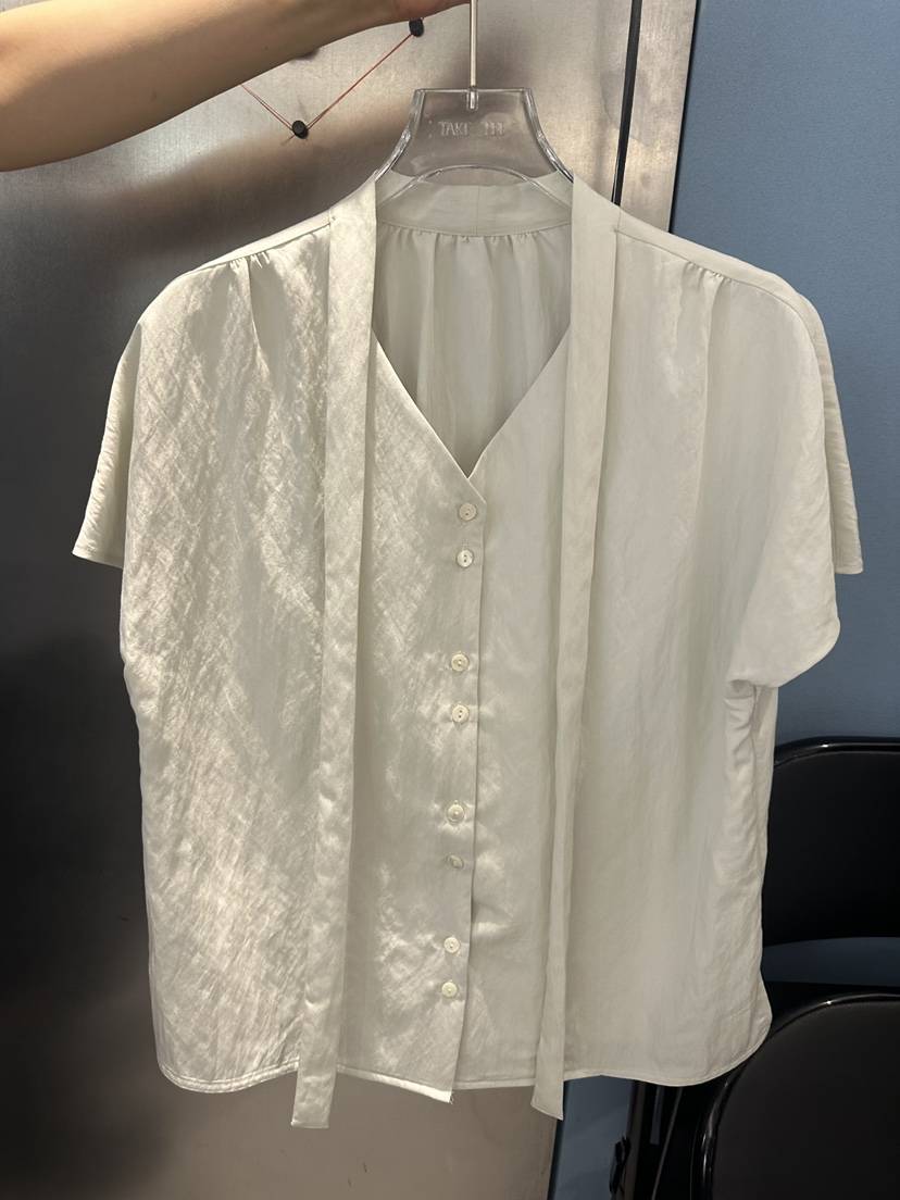 TAKE TEE韓國直郵女裝新款時尚26夏季推薦熱賣襯衫蕾絲衫TAKE TEE襯衫/蕾絲衫