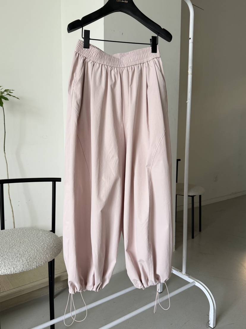LARCENCICL/BESO東大門實拍韓國女士新品26春夏人氣休閑褲LARCENCICL/BESO休閑褲