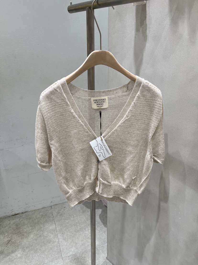 EVERCOMMERCE METICULOUSLY DESIGNED韓國直郵實拍女裝新品26夏季針織衫EVERCOMMERCE METICULOUSLY DESIGNED針織衫