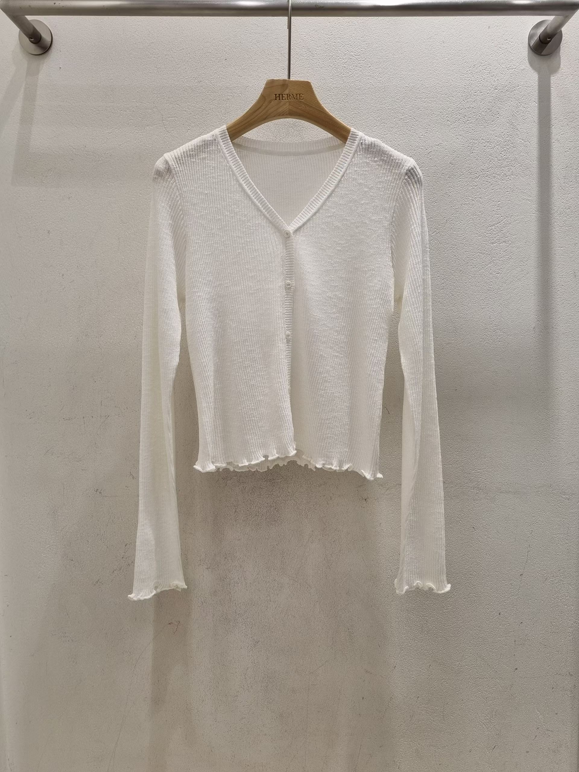 HERME韓國直郵女士新品職業時尚熱賣26夏季推薦26春夏針織衫HERME針織衫