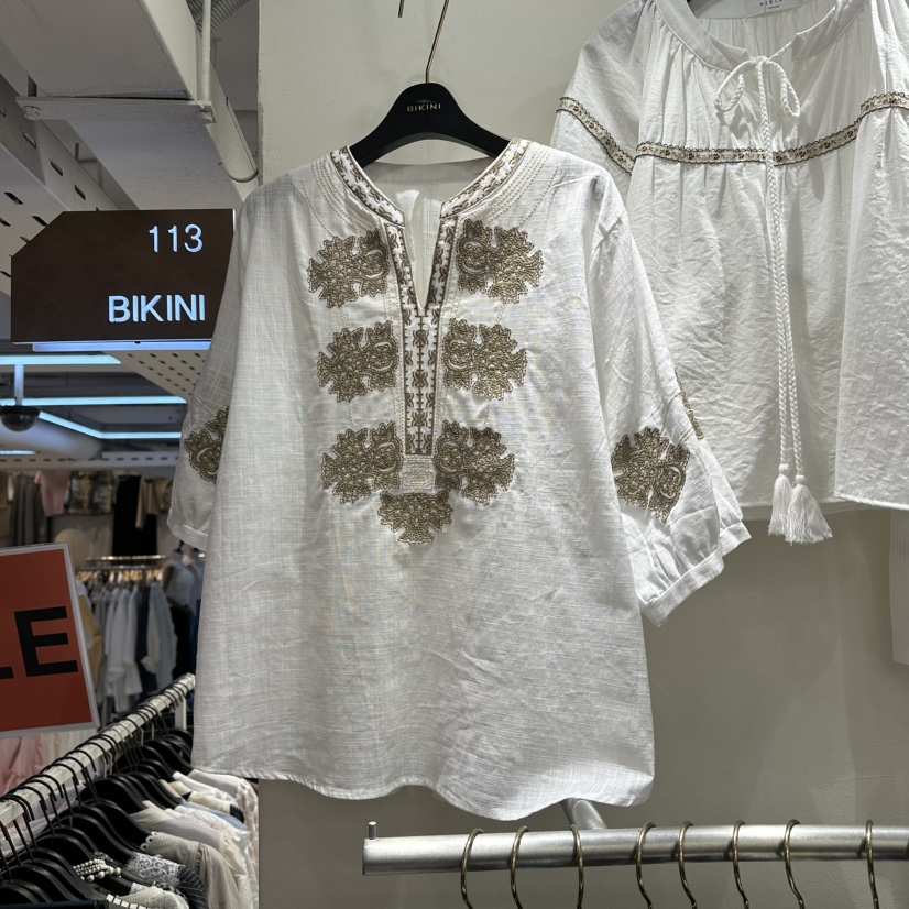 BIKINI韓國直郵實拍女裝新款休閑人氣襯衫蕾絲衫亞麻布刺繡BIKINI襯衫/蕾絲衫