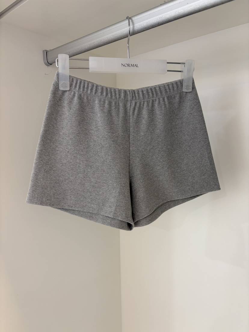 NORMAL韓國直郵實拍女裝新品人氣26春夏時尚推薦26夏季短褲NORMAL短褲