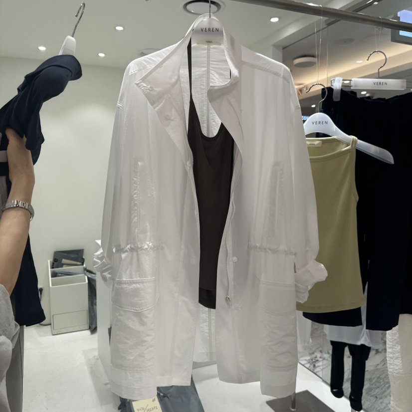 VEREN東大門實拍韓國女士新品推薦時尚職業人氣夾克不含內搭VEREN夾克