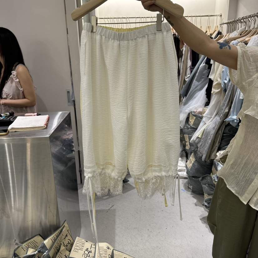 BERTHA韓國東大門代購女裝新款熱賣休閑時尚推薦短褲蕾絲BERTHA短褲