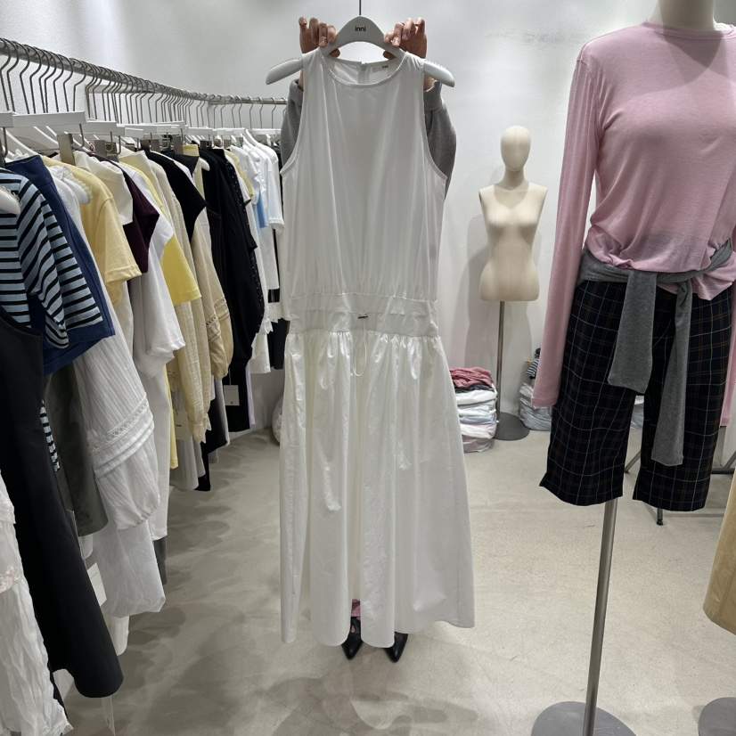 INNI韓國直郵女裝新品時尚26春夏熱賣推薦職業26夏季連衣裙inni連衣裙