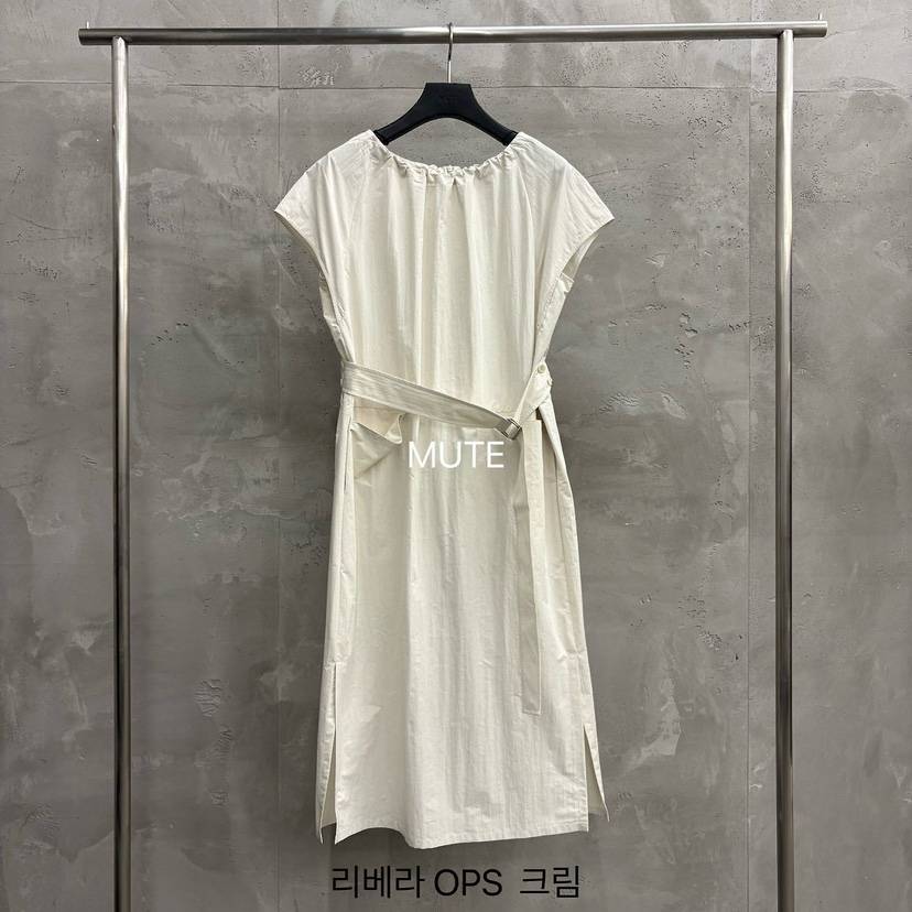 MUTE-P韓國直郵女士新款推薦26夏季時尚熱賣人氣26春夏連衣裙MUTE連衣裙