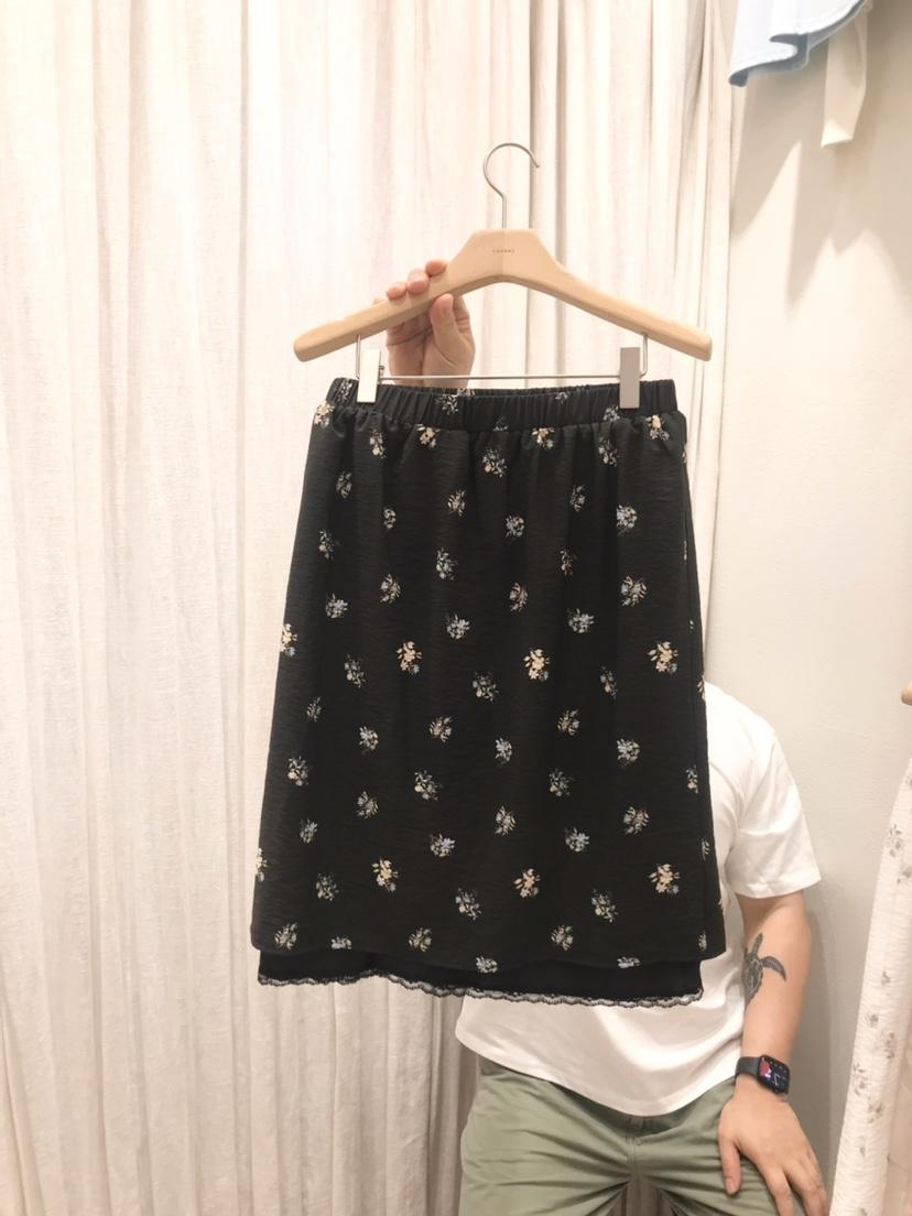 AHOY韓國直郵女裝新品人氣時尚推薦26夏季半身裙中短裙花朵AHOY半身裙/中短裙