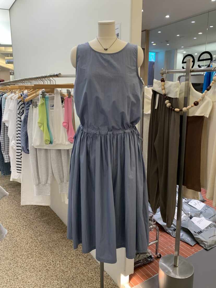 VAARA韓國直郵女士新品26春夏26夏季熱賣休閑職業推薦連衣裙VAARA連衣裙