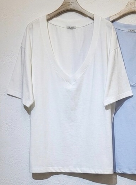 FORMSTUDIO/ATELIENNE東大門實拍韓國女士新品26春夏T恤不含內搭V領深VFORMSTUDIO/ATELIENNET恤