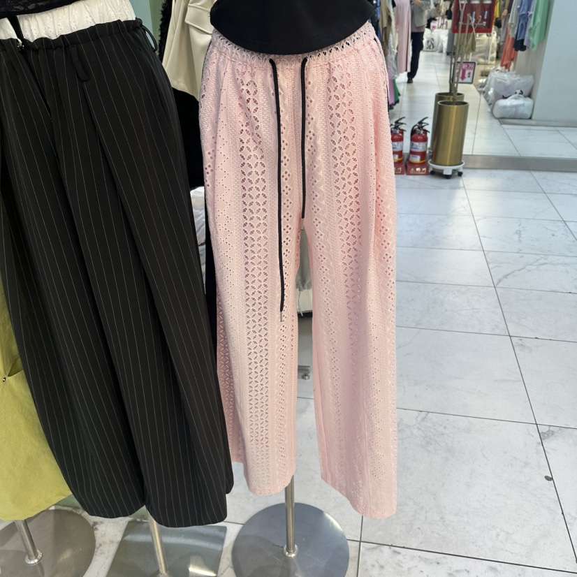 ROMANTIC NEWYORK韓國東大門代購女裝新品熱賣休閑褲蕾絲ROMANTIC NEWYORK休閑褲