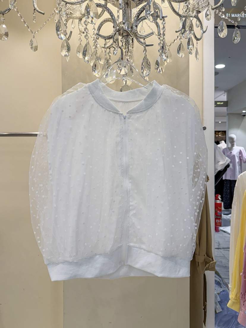 81 MARKET-L韓國東大門直郵女士新品熱賣人氣襯衫蕾絲衫81 MARKET-L襯衫/蕾絲衫