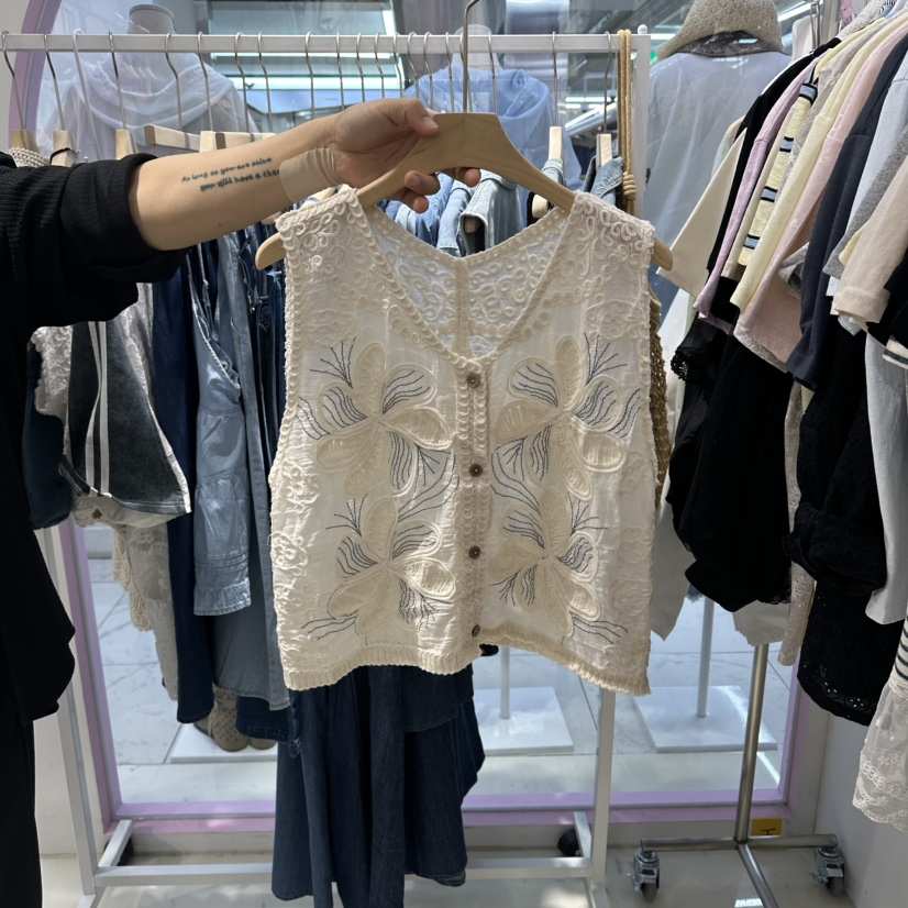 JH.STUDIO-Q東大門實拍韓國女士新品休閑人氣吊帶背心刺繡JH.STUDIO-Q吊帶/背心