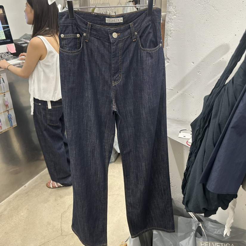 HELVETICA韓國直郵女士新品熱賣時尚26夏季推薦職業牛仔褲HELVETICA牛仔褲